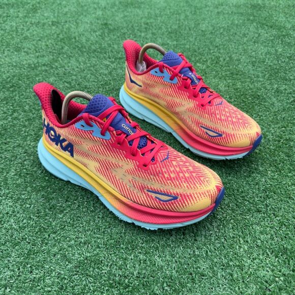 HOKA ONE ONE CLIFTON 9 - Women’s Running Shoes - SIZE 7.5B - Picture 1 of 10